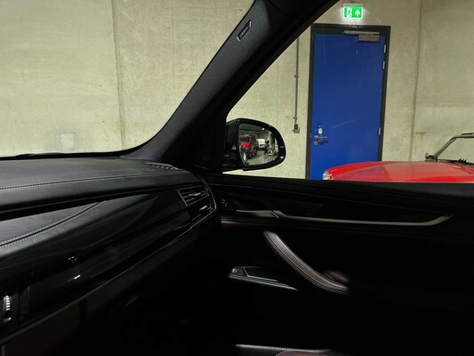 BMW X5 xDrive40d High Executive 313pk 2015, 4-ZGF-08
