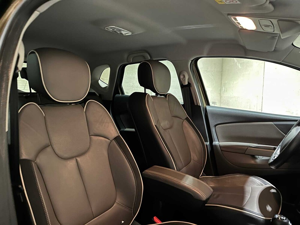 Renault Captur 1.2 TCe Barista 118pk 2016 (Automaat), HR-865-J