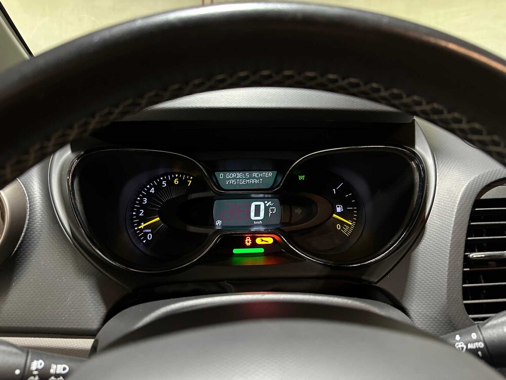 Renault Captur 1.2 TCe Barista 118pk 2016 (Automaat), HR-865-J