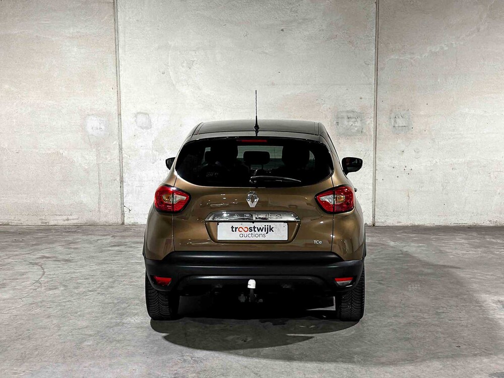 Renault Captur 1.2 TCe Barista 118pk 2016 (Automaat), HR-865-J