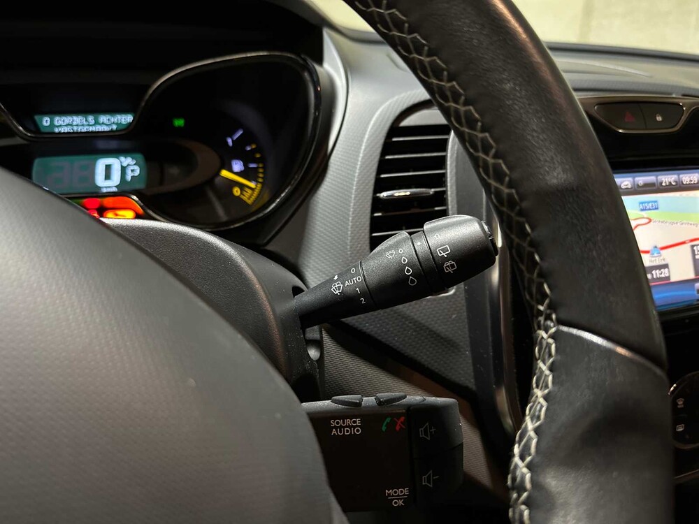 Renault Captur 1.2 TCe Barista 118pk 2016 (Automaat), HR-865-J