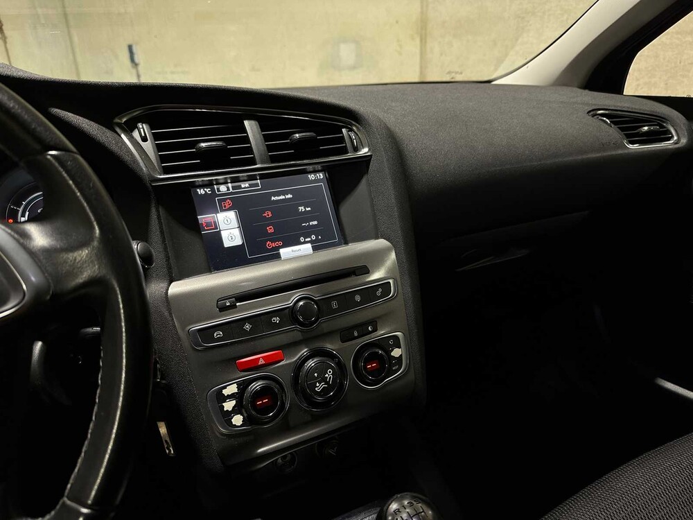 Citroen C4 1.2 PureTech Business 131pk 2015, GD-058-S