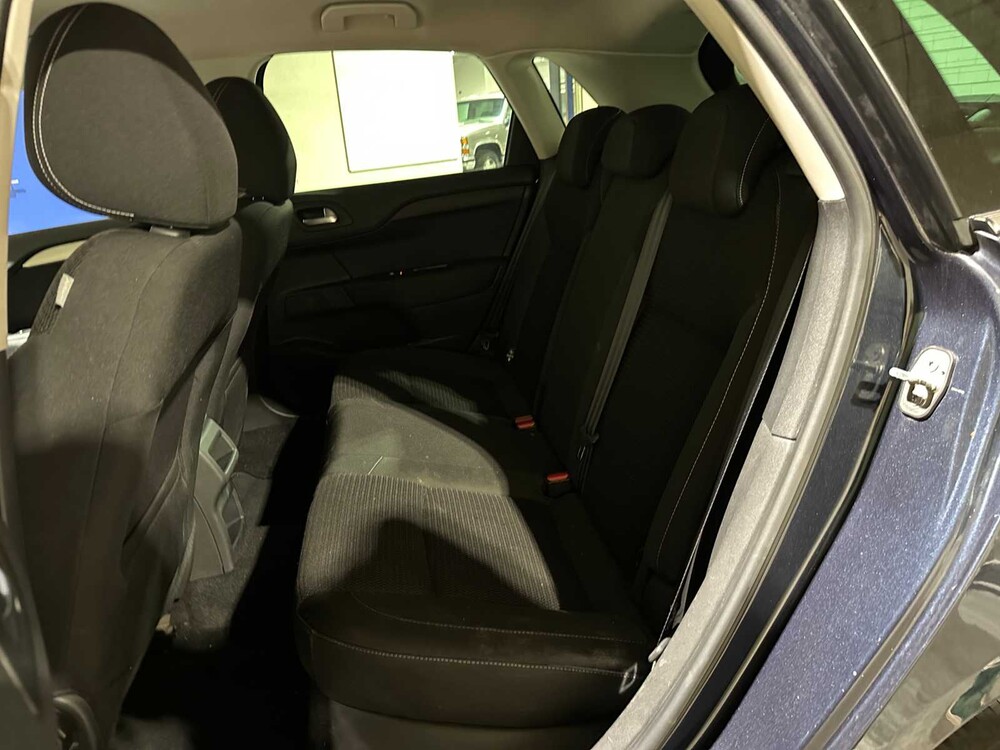 Citroen C4 1.2 PureTech Business 131pk 2015, GD-058-S