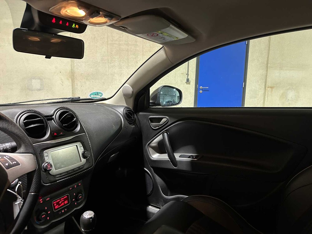 Alfa Romeo MiTo 0.9 Twin Air Esclusivo 101pk 2014, 6-XST-86