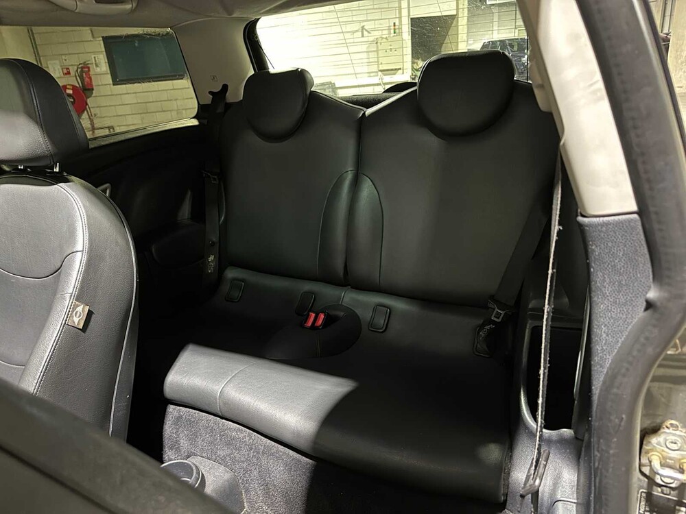 Mini Cooper S Chili 1.6 170pk 2004, 04-XGV-2