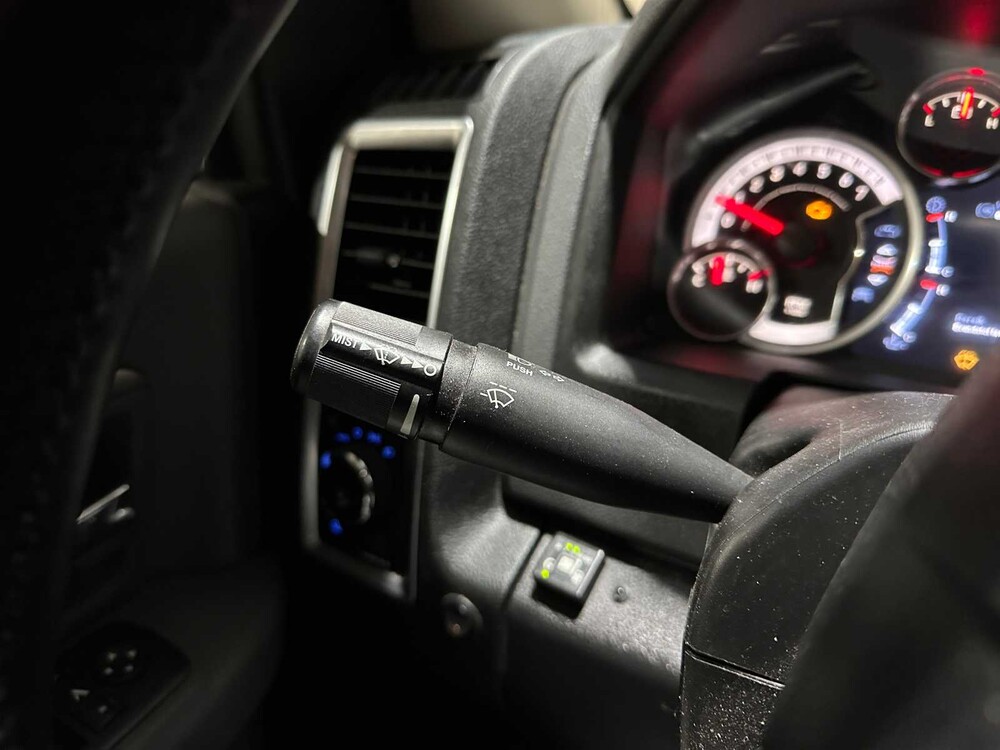 Dodge Ram 1500 3.6 V6 Quad Cab 6'4 309pk 2014, VK-815-D Bedrijfswagen