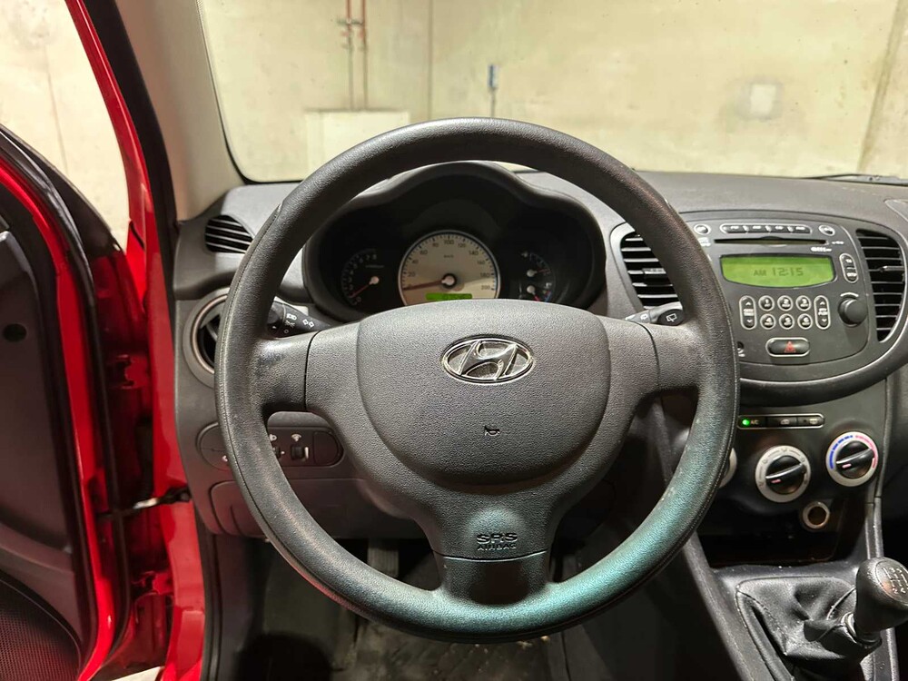 Hyundai i10 1.25i Dynamic Cool 77pk 2010, 76-LDD-4