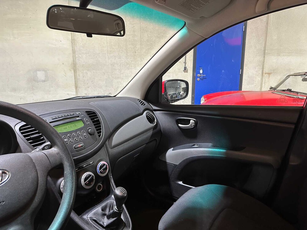 Hyundai i10 1.25i Dynamic Cool 77pk 2010, 76-LDD-4