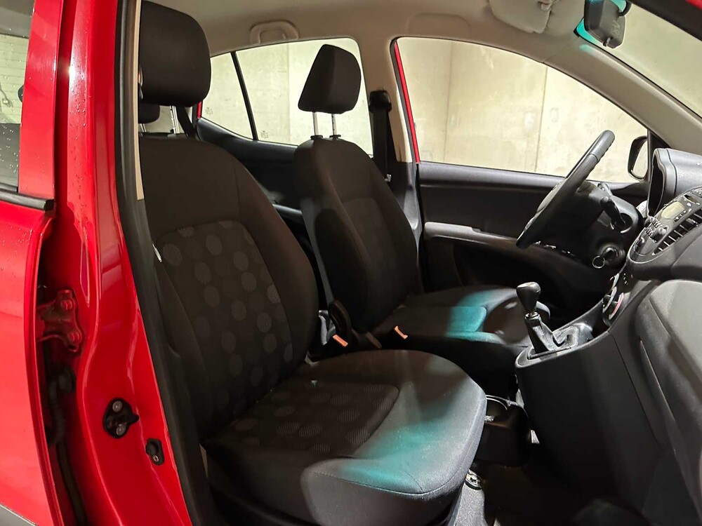 Hyundai i10 1.25i Dynamic Cool 77pk 2010, 76-LDD-4