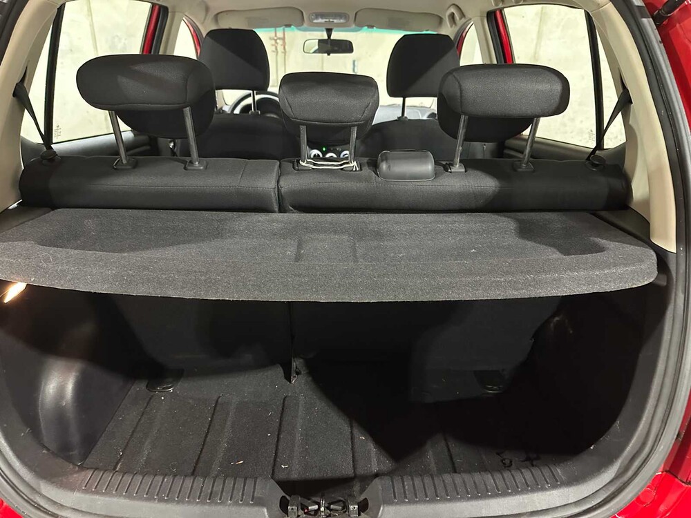 Hyundai i10 1.25i Dynamic Cool 77pk 2010, 76-LDD-4