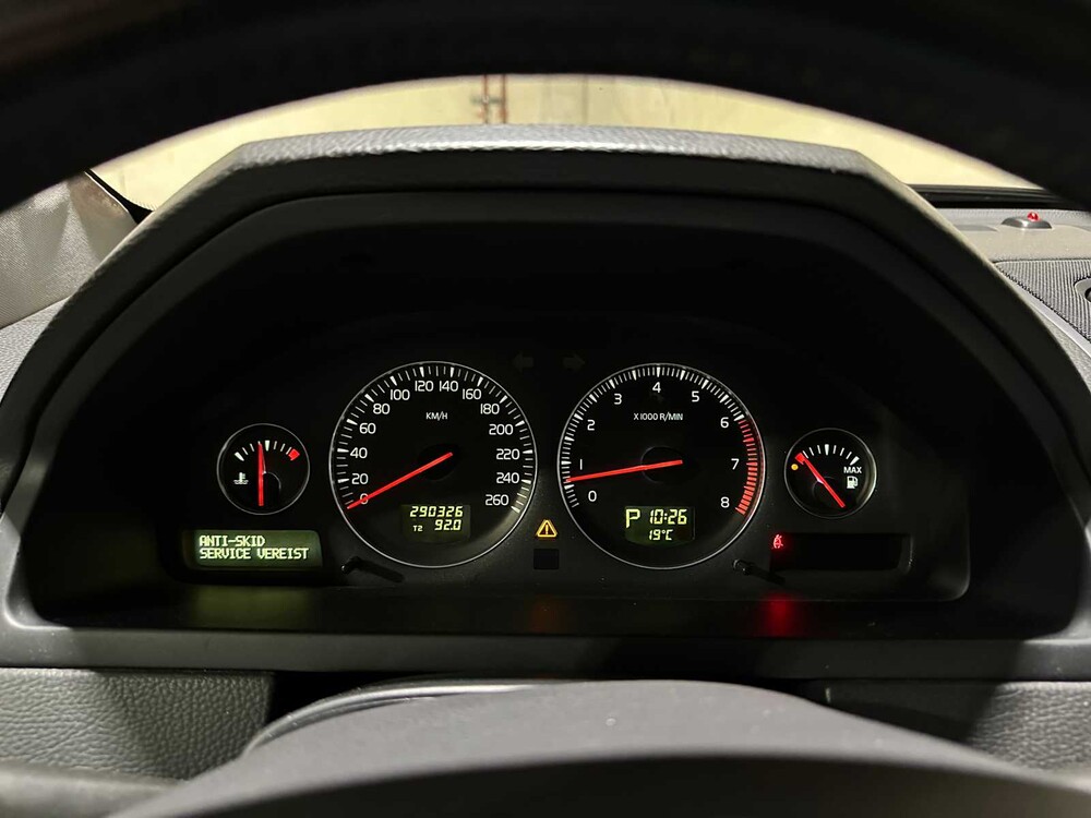 Volvo XC90 2.5 T Summum 209pk 2005, 61-PV-JB Youngtimer