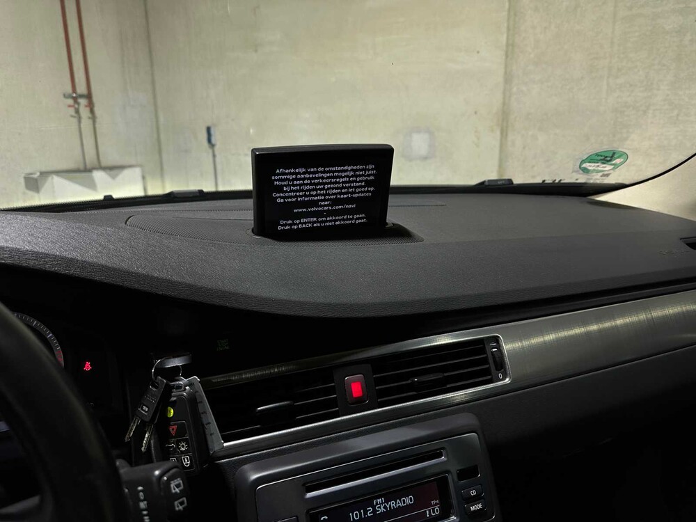 Volvo XC70 2.4 D5 Summum Automaat 185pk 2009, SL-408-H