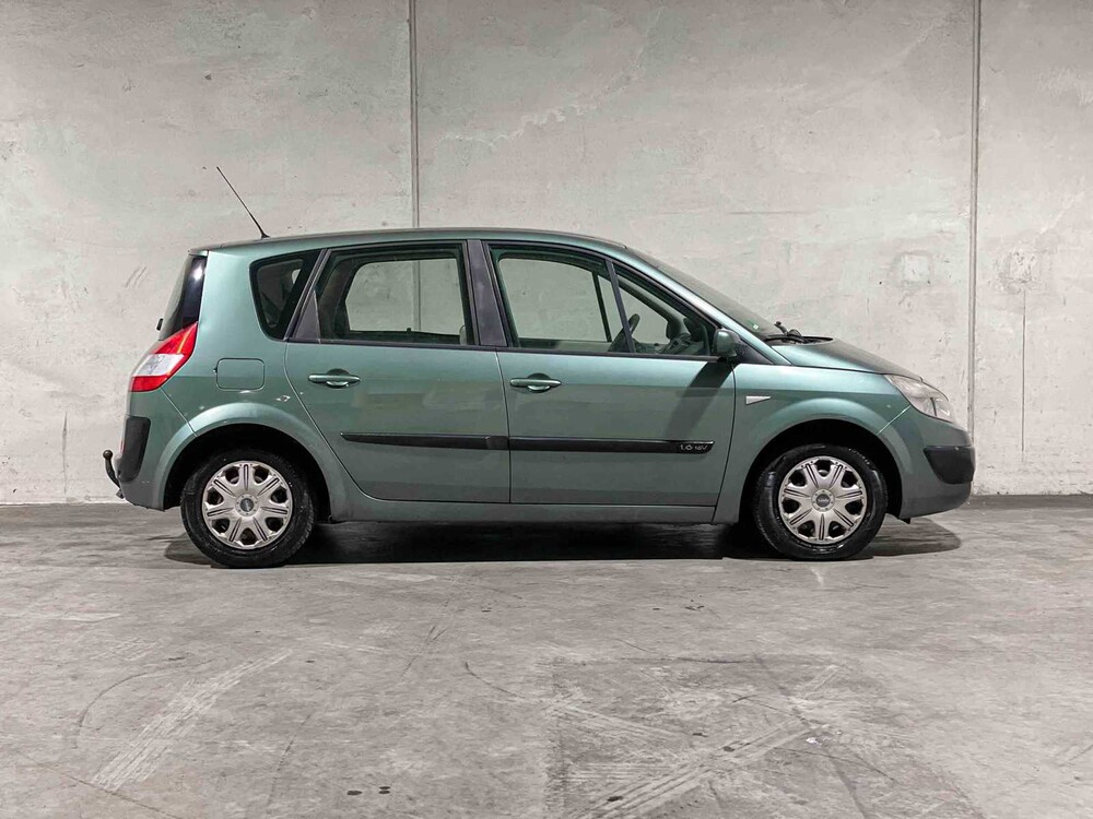 Renault Scénic 1.6-16V Dynamic Comfort 111pk 2005, 28-SF-KN