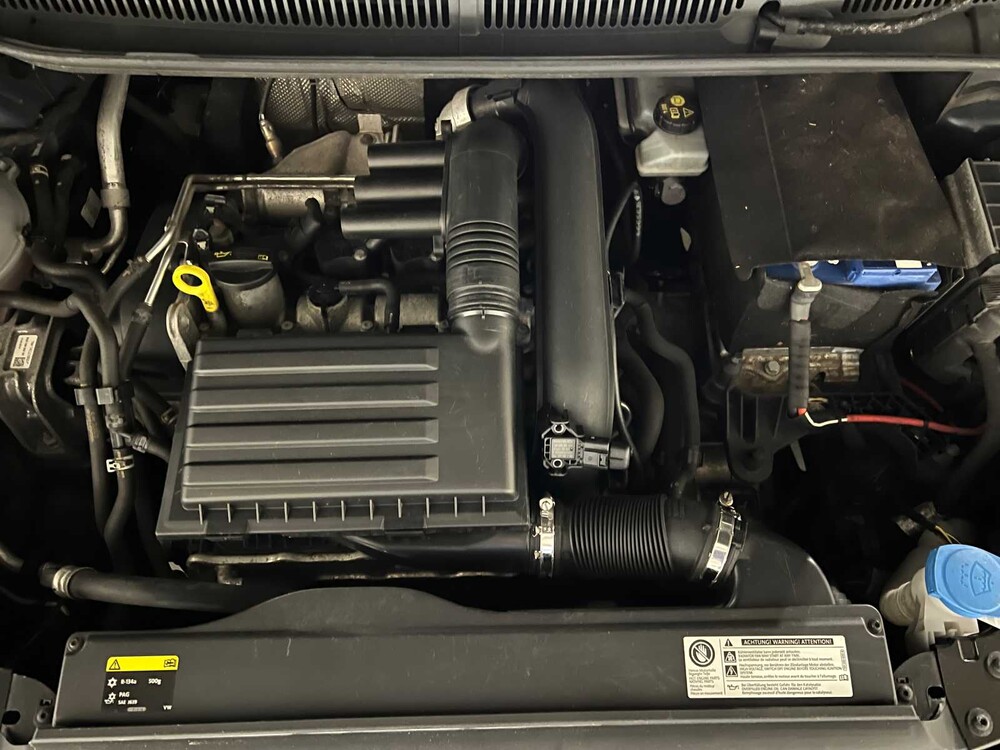 Volkswagen Touran 1.4 TSI Connected Series -Automaat- 150pk 2016, JS-249-R