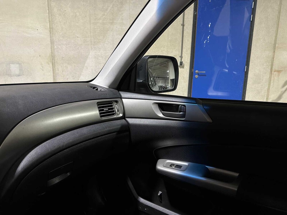 Subaru Forester 2.0 X Comfort 150pk 2011, 01-NXB-9
