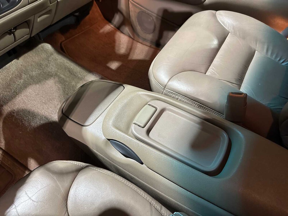 Chevrolet Suburban 1999, 95-JX-NT