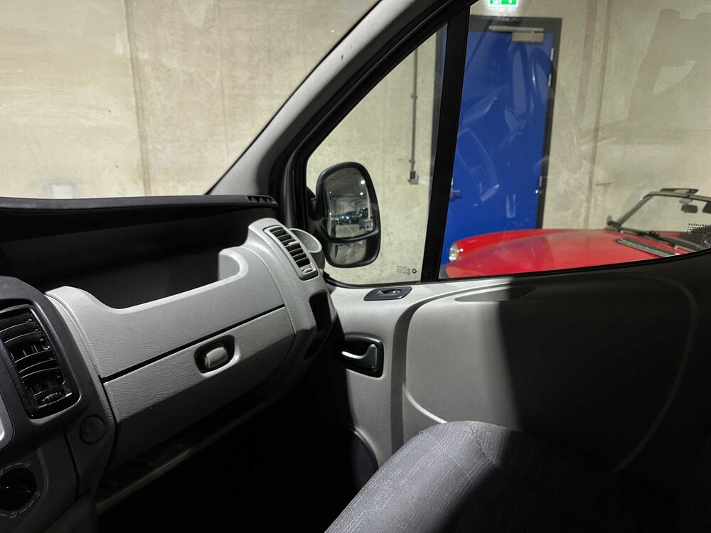 Renault Trafic Passenger 2.0 dCi T27 Authentique 9-Persoons 90pk 2011, 53-RTV-9