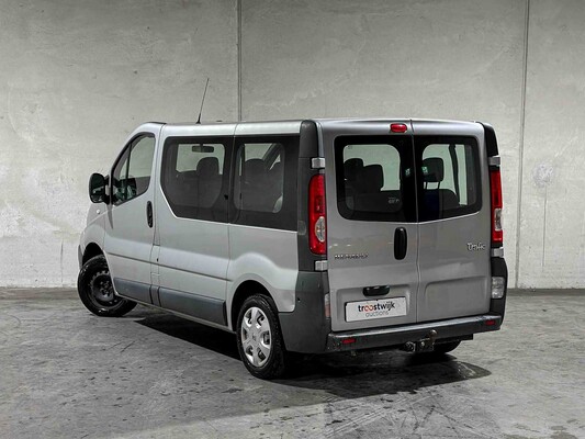 Renault Trafic Passenger 2.0 dCi T27 Authentique 9-Persoons 90pk 2011, 53-RTV-9