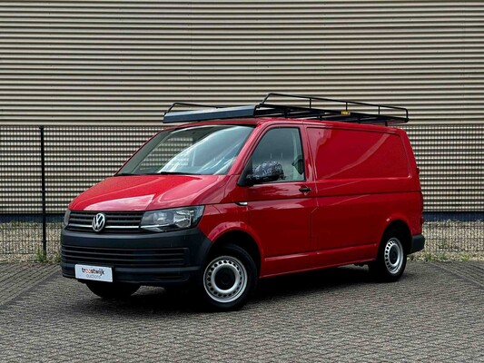 Volkswagen Transporter 2.0 TDI 102pk 2017, VSV-01-F Bedrijfswagen