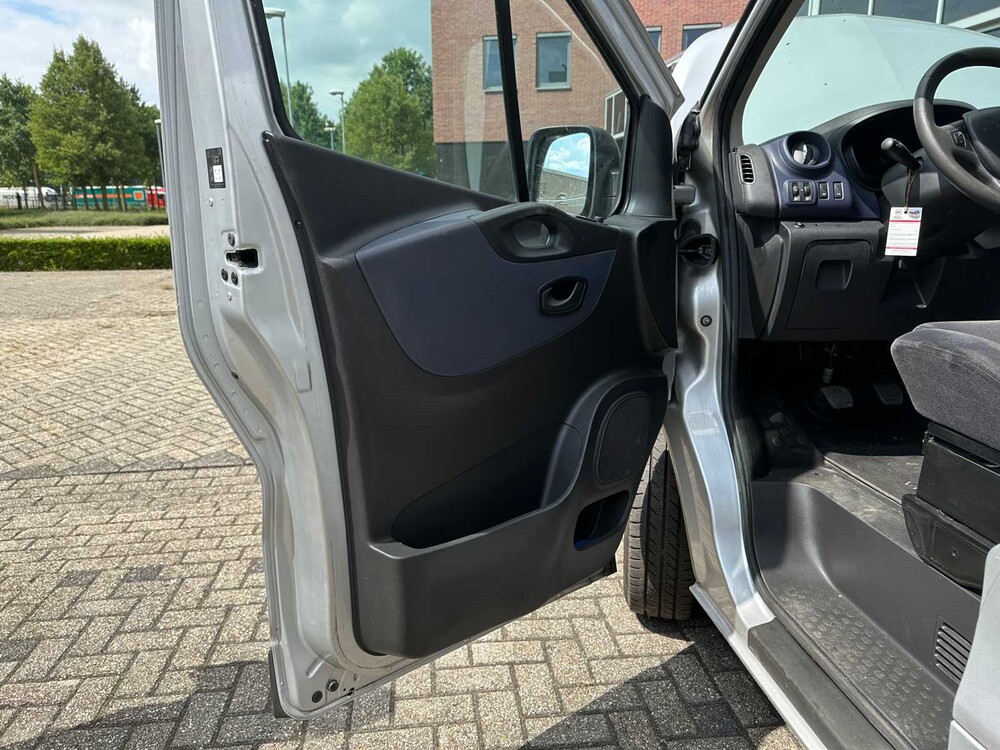 Opel Vivaro 1.6 CDTI Sport 95pk 2016, V-212-BH Bedrijfswagen