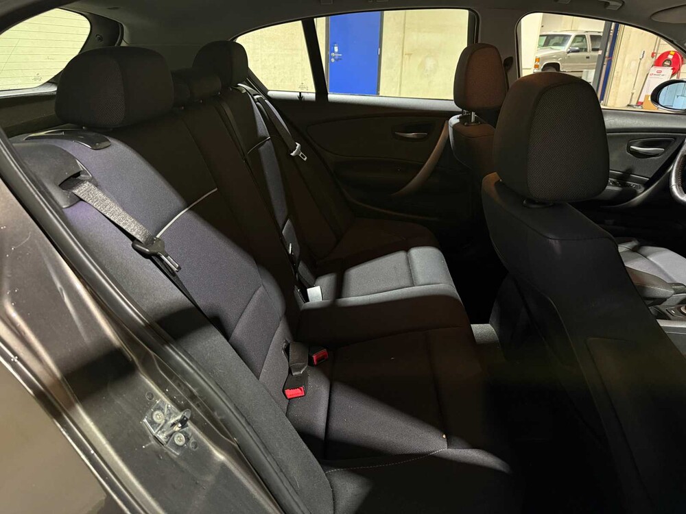 BMW 116i Business Line 122pk 2008 1-serie, 69-ZR-JR