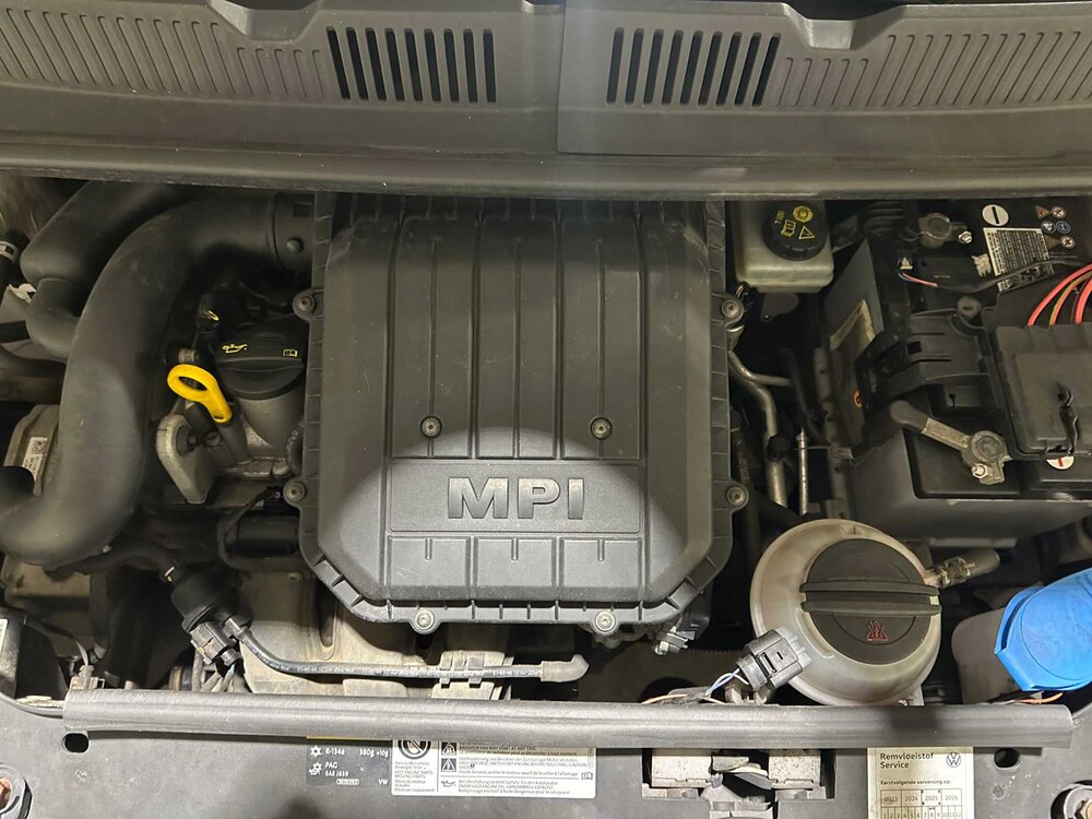 Volkswagen Up! 1.0 move up! BlueMotion 60pk 2013, 2-SZR-70