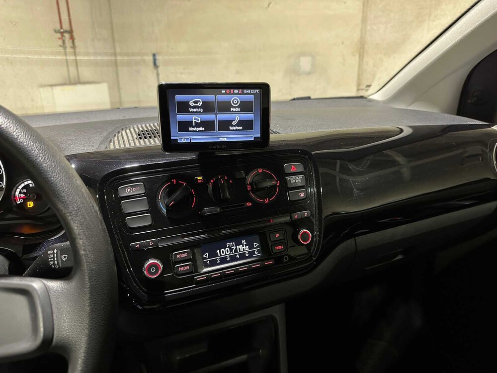 Volkswagen Up! 1.0 move up! BlueMotion 60pk 2013, 2-SZR-70