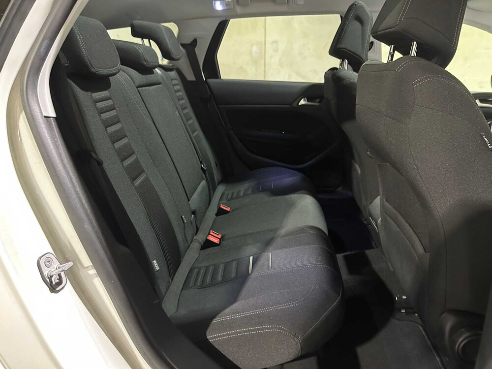 Peugeot 308 SW 1.2 e-THP Allure 131PS 2014 (Automatik), 6-ZDS-85