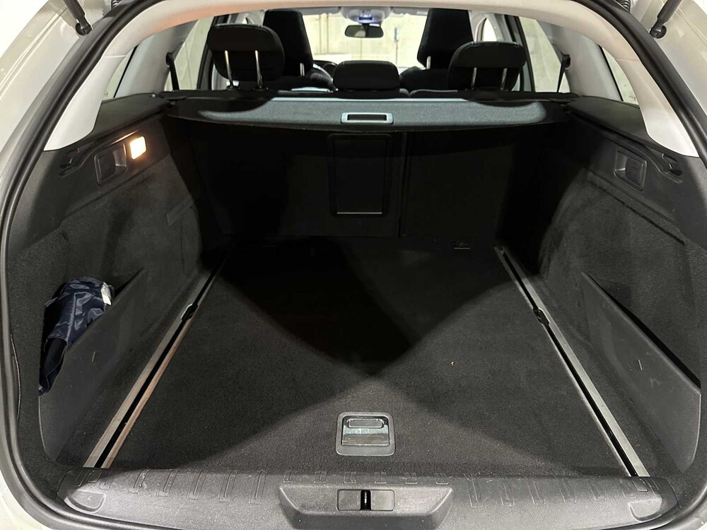 Peugeot 308 SW 1.2 e-THP Allure 131PS 2014 (Automatik), 6-ZDS-85