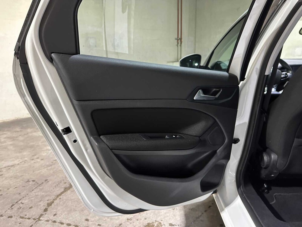 Peugeot 308 SW 1.2 e-THP Allure 131PS 2014 (Automatik), 6-ZDS-85