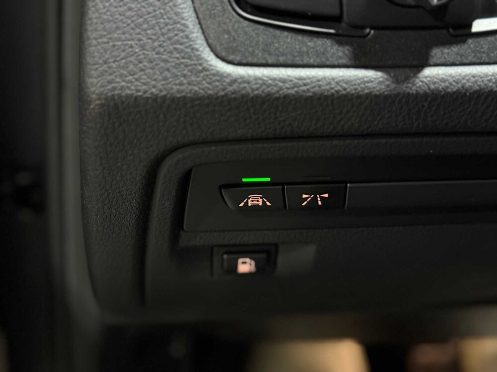 BMW 330e M-Sport High Executive 184PS 2016 3er, JS-229-N