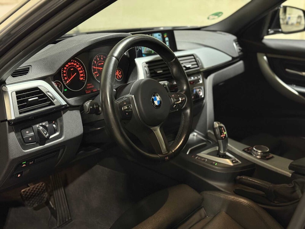 BMW 330e M-Sport High Executive 184PS 2016 3er, JS-229-N