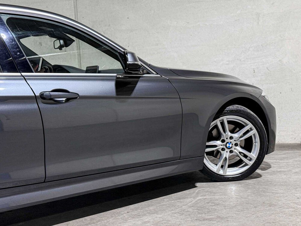 BMW 330e M-Sport High Executive 184PS 2016 3er, JS-229-N