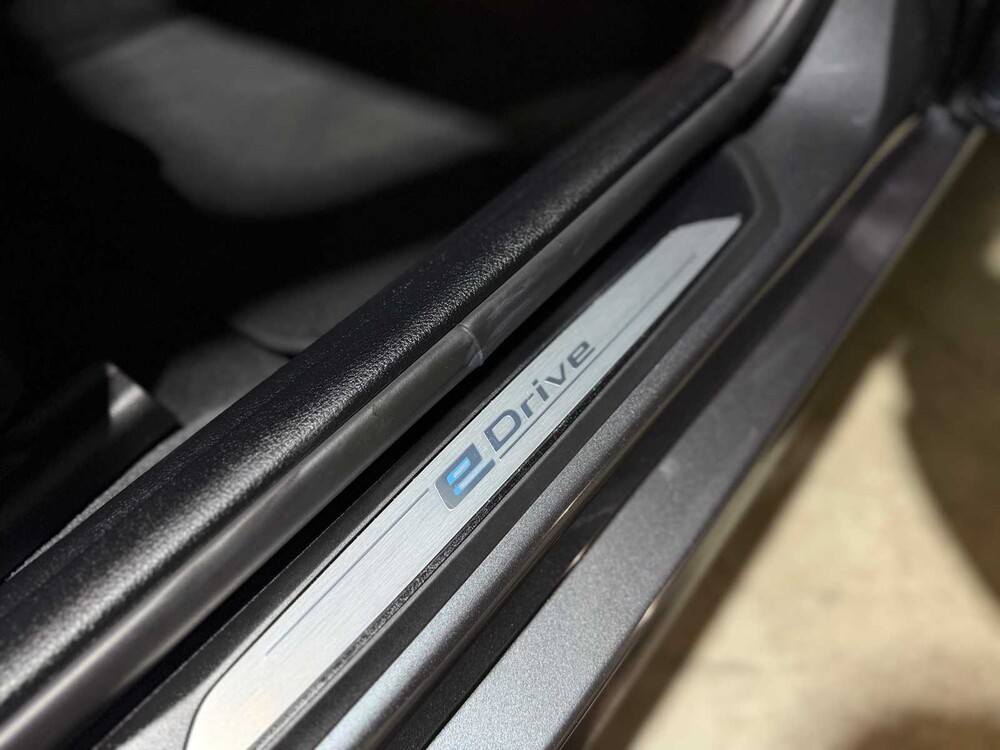 BMW 330e M-Sport High Executive 184PS 2016 3er, JS-229-N