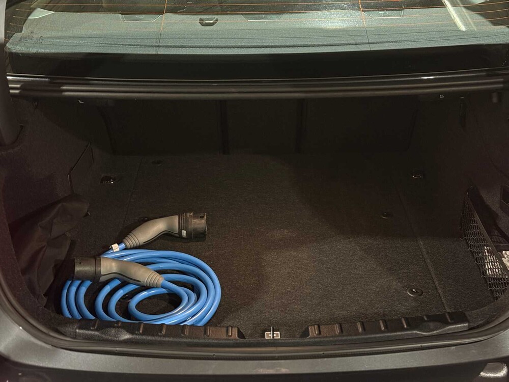 BMW 330e M-Sport High Executive 184PS 2016 3er, JS-229-N