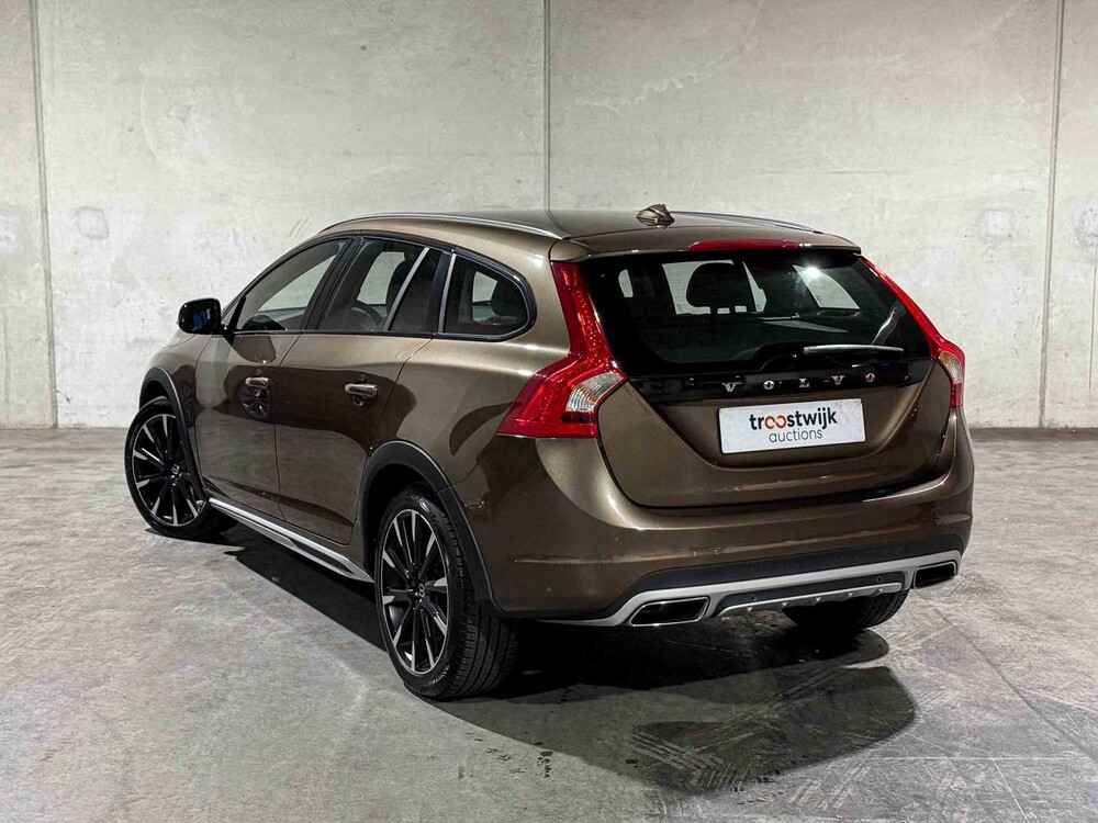 Volvo V60 Cross Country 2.0 D3 Polar+ 150PS 2017, PT-351-G
