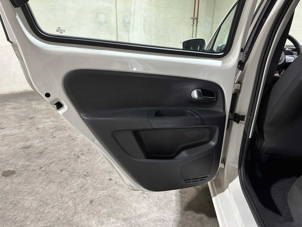 Volkswagen Up! 1.0 Steigen Sie auf! BlueMotion 60PS 2013, 2-SZR-70