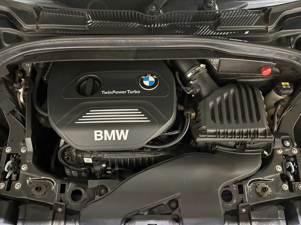 BMW 218i Essential (Automatik) 136PS 2015 2er Active Tourer, GJ-038-T