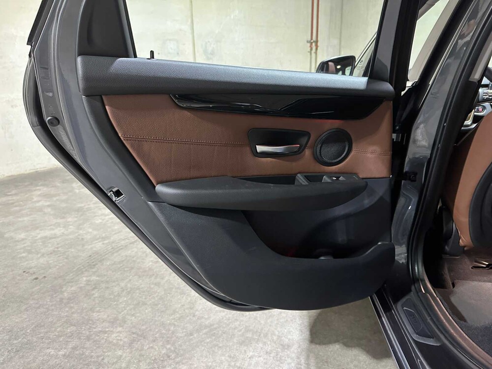 BMW 218i Essential (Automatik) 136PS 2015 2er Active Tourer, GJ-038-T