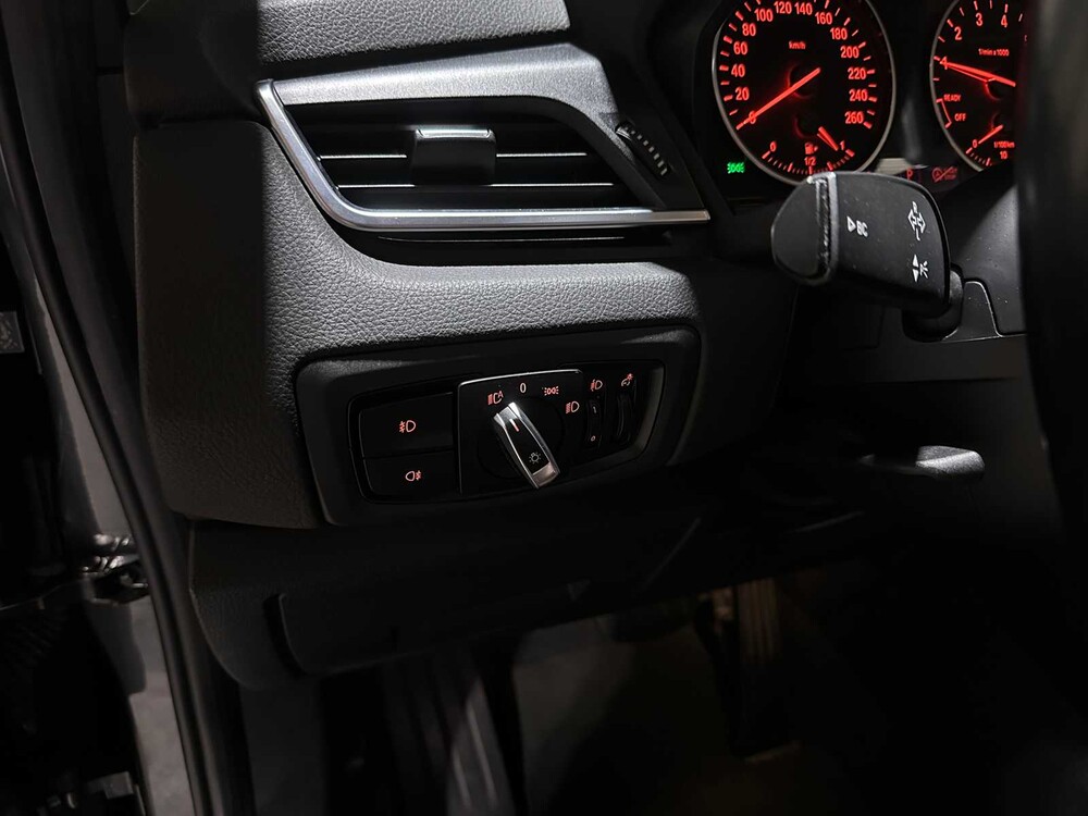 BMW 218i Essential (Automatik) 136PS 2015 2er Active Tourer, GJ-038-T