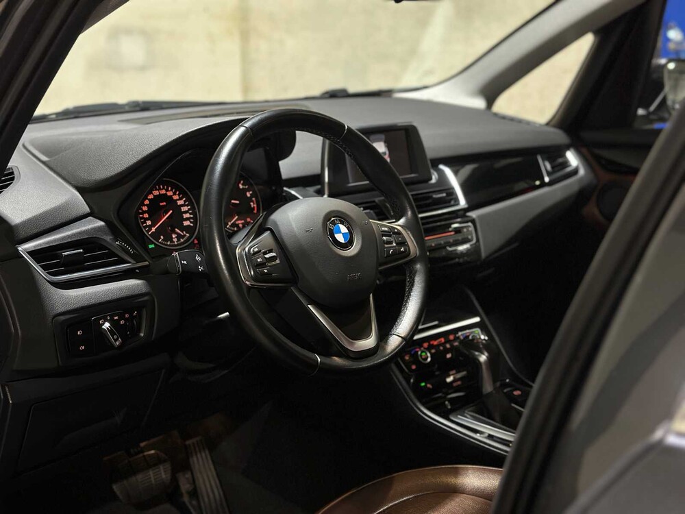 BMW 218i Essential (Automatik) 136PS 2015 2er Active Tourer, GJ-038-T