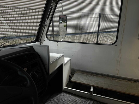 Van Waarde KVW3400 Verkoopwagen 86pk 1995, VH-DS-34