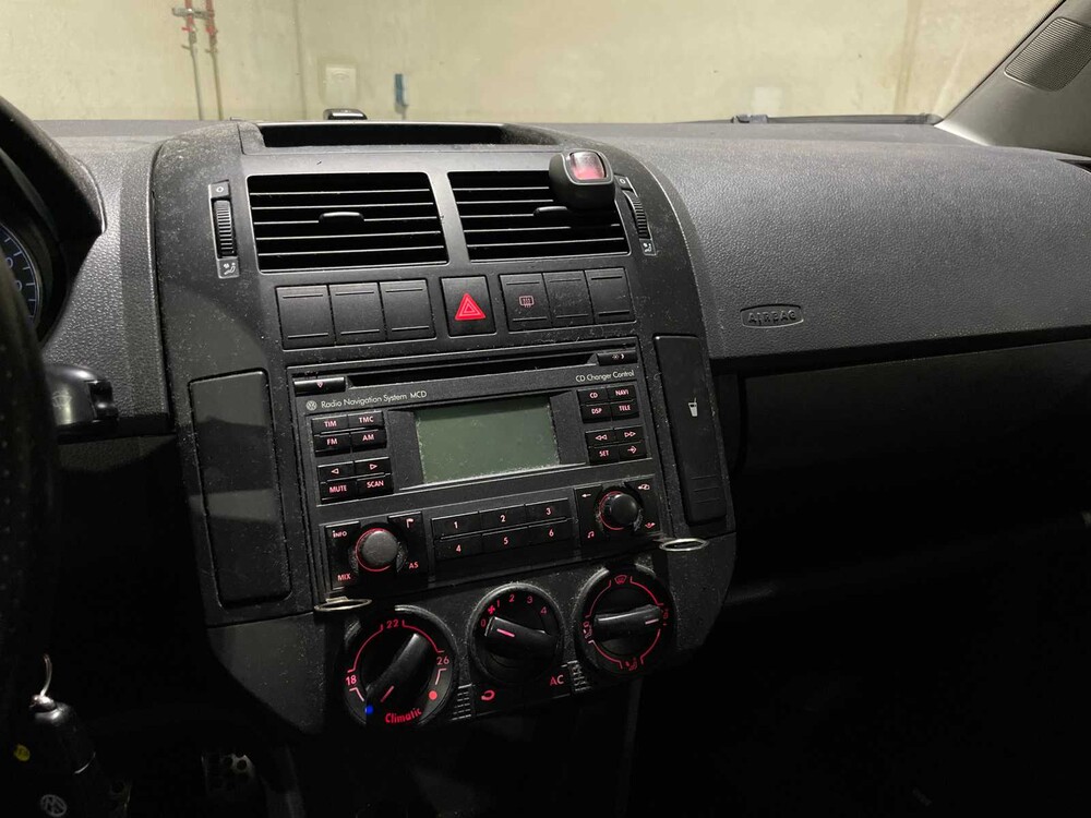 Volkswagen Polo 1.4-16V FUN 101PS 2005, 47-RF-TX