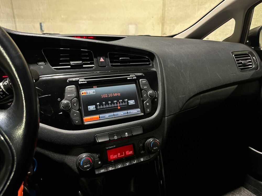 Kia cee'd Sportswagon 1.6 GDI BusinessLine 135PS 2014, 5-TRK-97