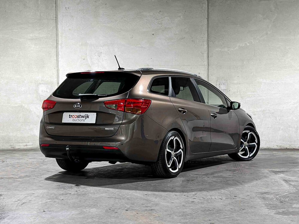 Kia cee'd Sportswagon 1.6 GDI BusinessLine 135PS 2014, 5-TRK-97