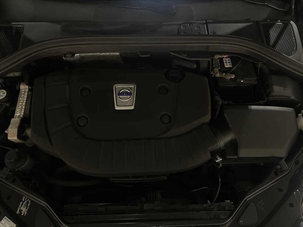Volvo XC60 2.0 D4 5-Zylinder Momentum 163PS 2012, KT-999-X