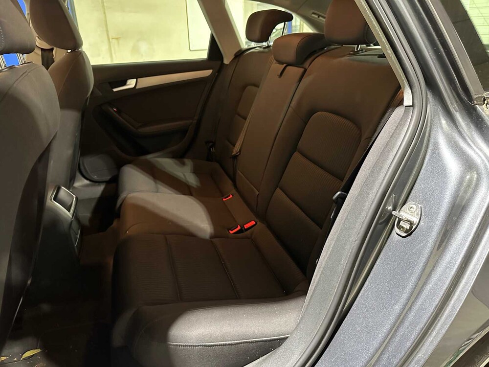 Audi A4 Avant 2.0 TDI ultra Business Edition 136PS 2014, 6-TSP-29