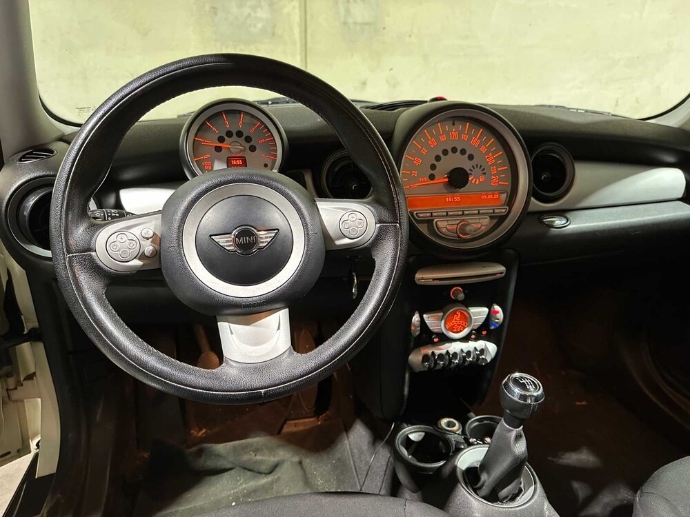 Mini Clubman 1.6 Cooper D Pepper 109PS 2008, 87-GHP-6