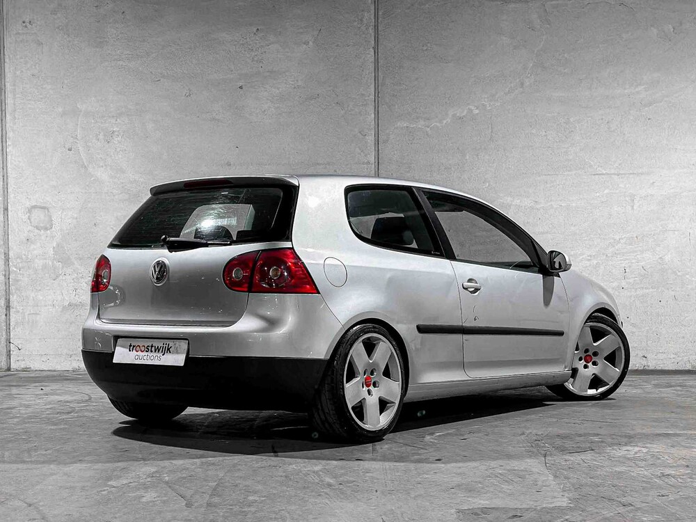 Volkswagen Golf 1.6 FSI Comfortline 116PS 2005, 01-PZ-RK 