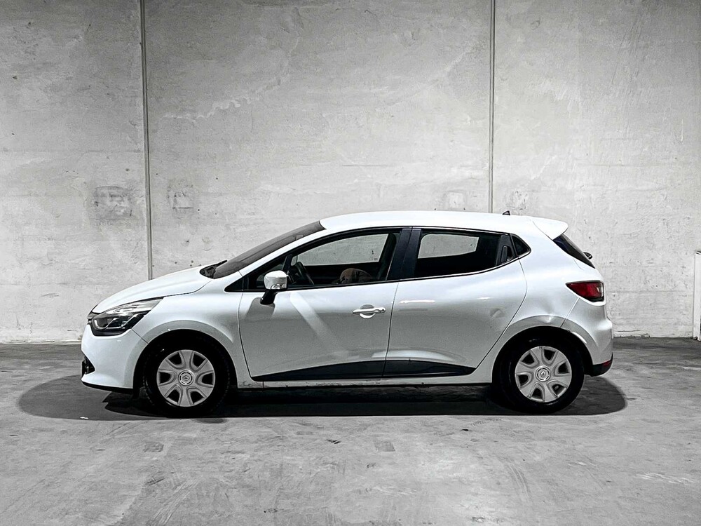 Renault Clio 0.9 TCe Expression 90PS 2015, GZ-530-J